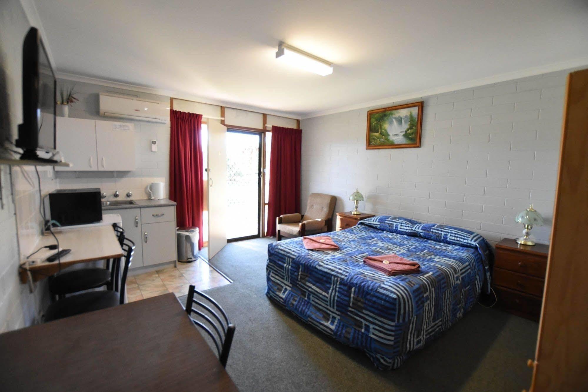 Murray Bridge Motor Inn Exterior photo